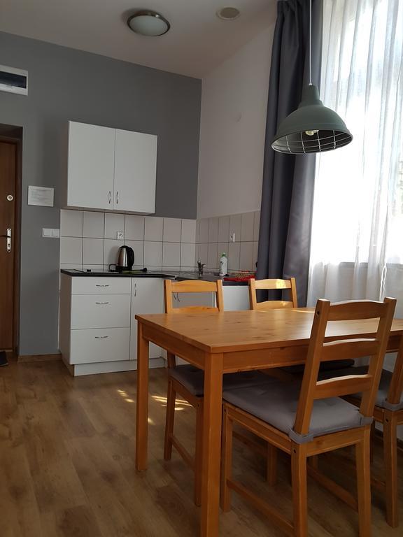 Apartament Beliny 18 *